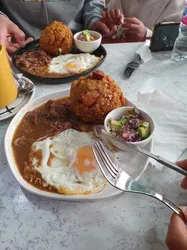Los 5 tostadas de Villaverde Alto Madrid