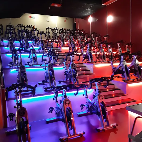 Gimnasio AltaFit Cuatro Caminos