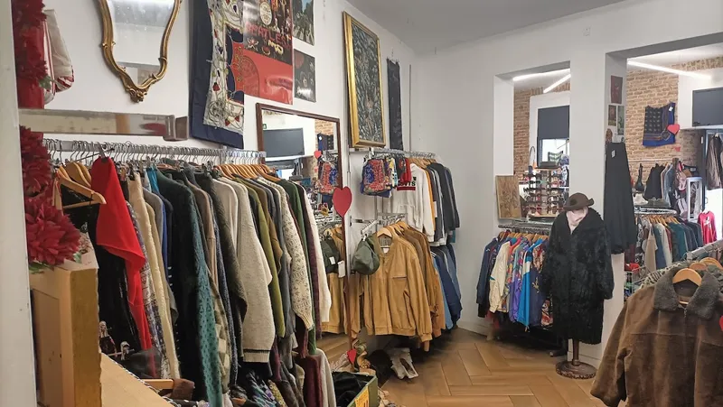 Juanita La Vintage