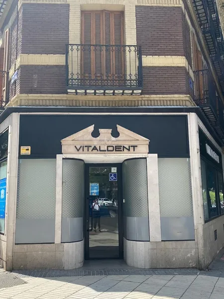 Clínica Dental Vitaldent