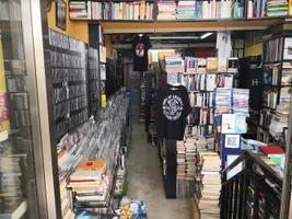 Los 10 tiendas de discos de Quintana Madrid
