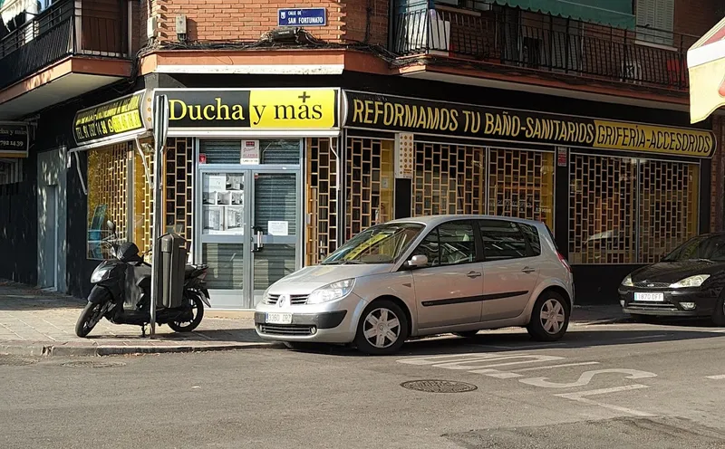 DUCHA Y MÁS