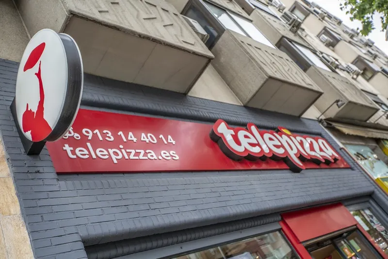 Telepizza Plaza Castilla - Comida a domicilio