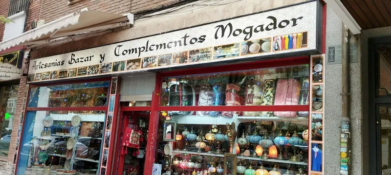 ARTISANIA BAZAR Y COMPLEMENTOS MOGADOR VENTA AL POBLICO Y POR AL MAYOR