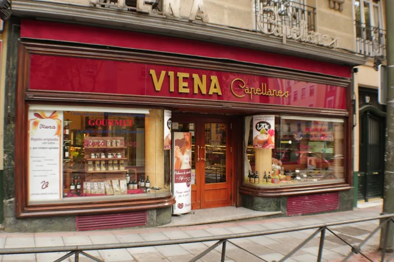 Viena Capellanes