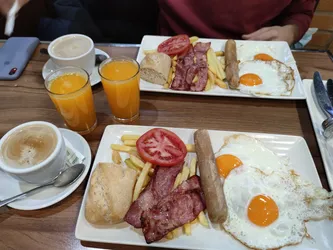 Los mejores 15 Lugares para desayunar de Valdeacederas Madrid