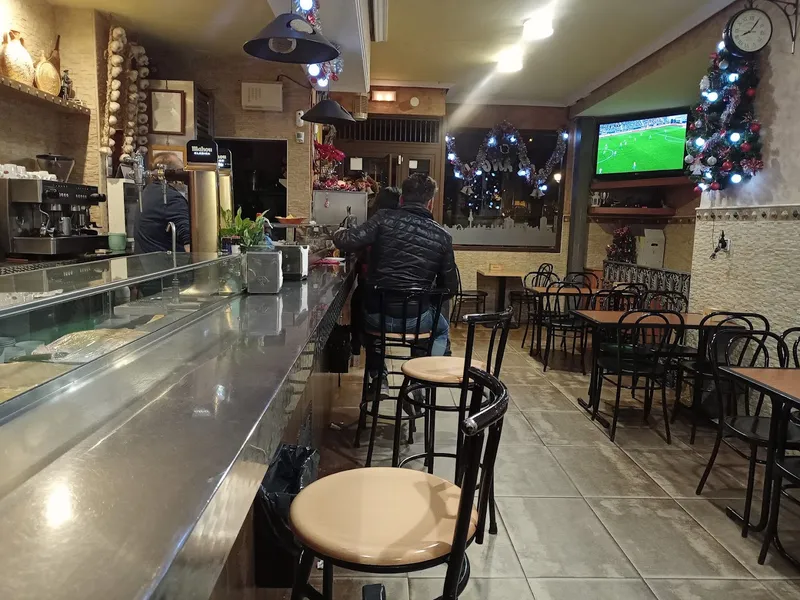 Los Madroños Café Bar
