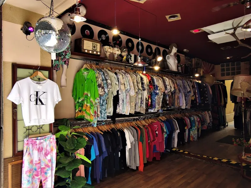 Alphaville Vintage Shop Tienda Vintage Malasaña