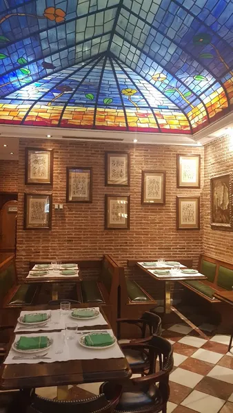 Tasca La Farmacia - Restaurante cerca del Baernabéu