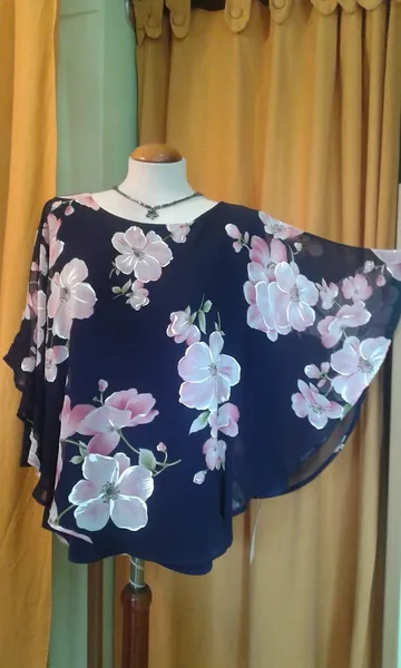 Moda Joven y Señora. Disponemos Tallas Grandes