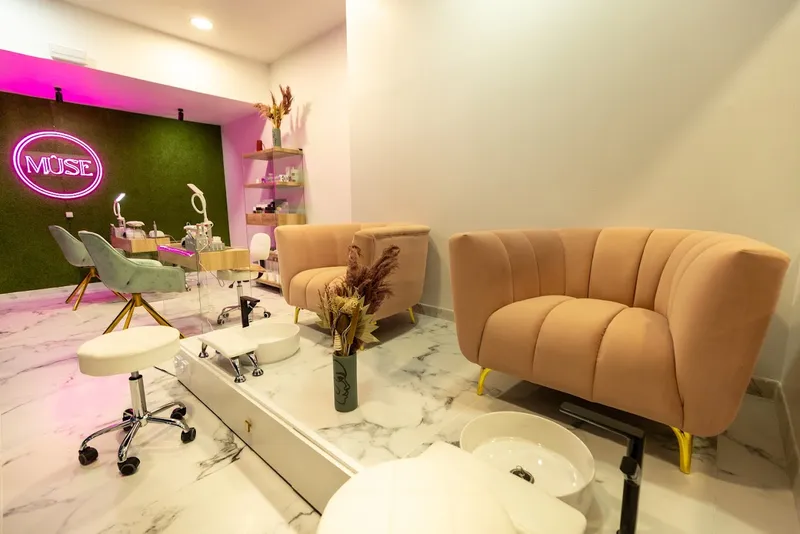 MÛSE Manicure Studio O.P.I