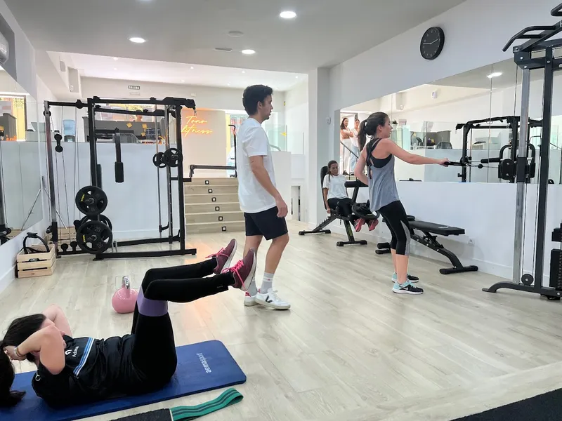 Centro de Entrenamiento Tono Fitness