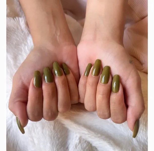 MiletthCoffeenails