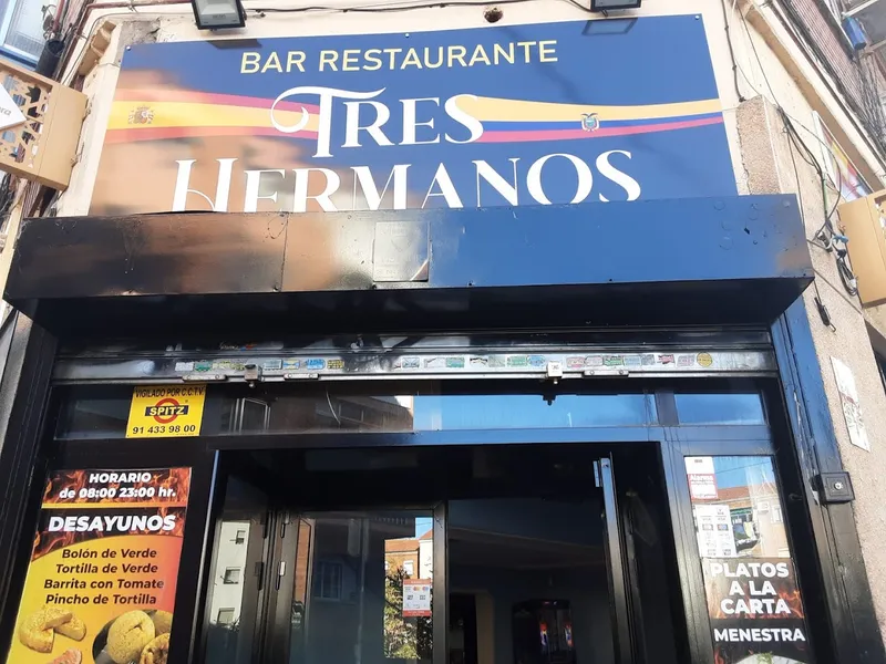 BAR RESTAURANTE TRES HERMANOS