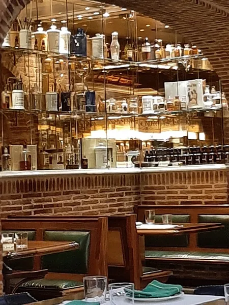 Tasca La Farmacia - Restaurante cerca del Baernabéu