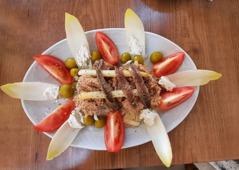 CAFETERÍA LA VIRGEN