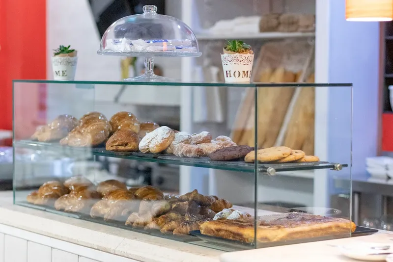 Cafetería - Panadería Luer