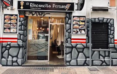 Los mejores 16 restaurantes Peruanos de Valencia