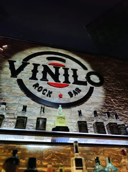 Vinilo Rock Bar