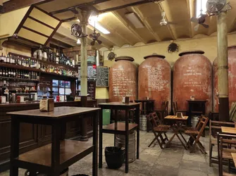 Los mejores 23 bares de vinos de Casco Antiguo Sevilla