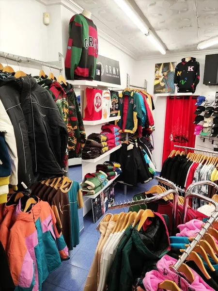 Los 21 tiendas de ropa de Casco Antiguo Sevilla