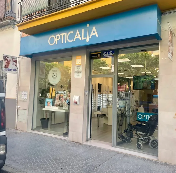 Óptica calle Feria 136