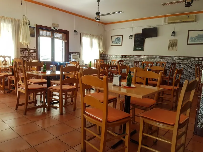 Cafetería Desayunos La Esquina