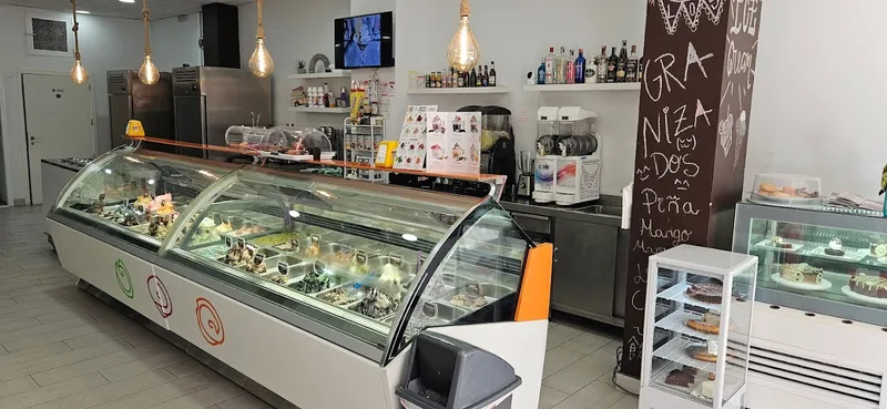 Artesanos del Helado(heladeria valentino)