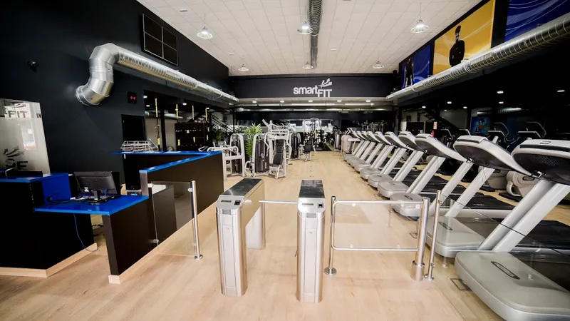 Gimnasio smartFIT Málaga - Gimnasio low cost barato en Málaga