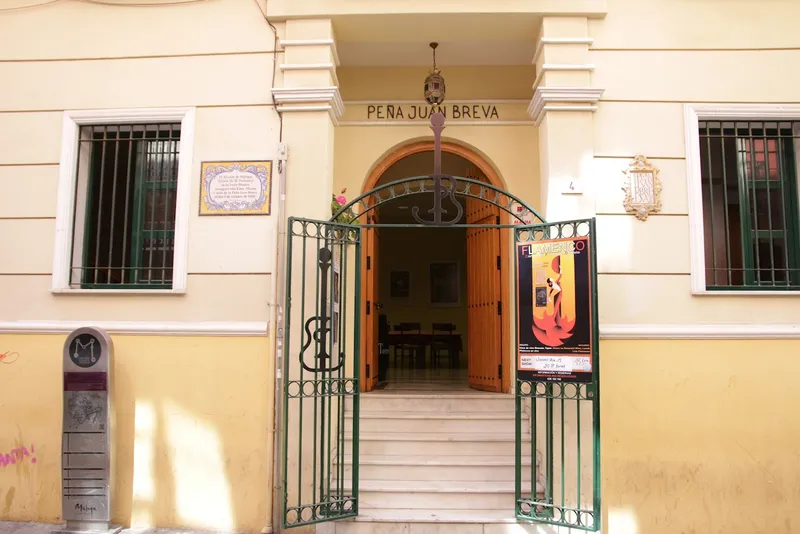 Museo de Arte Flamenco / Peña Juan Breva