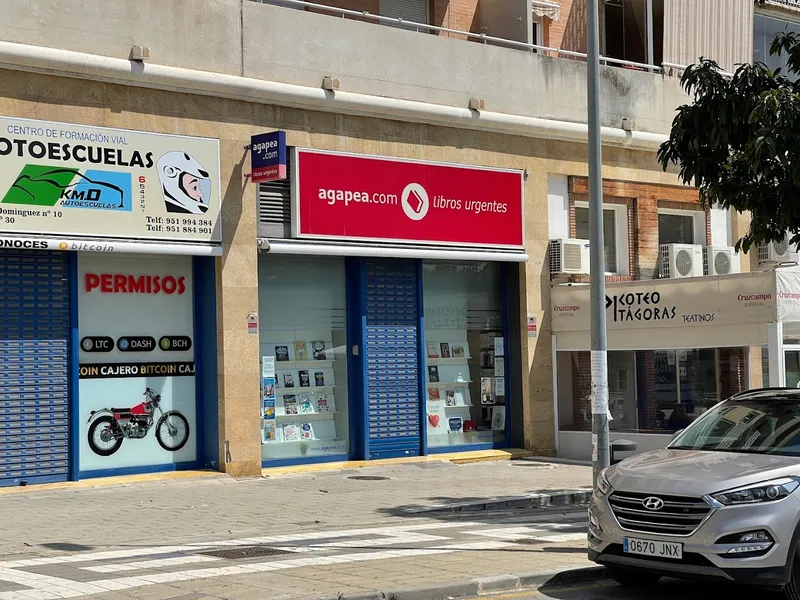 Librería Agapea Teatinos Málaga