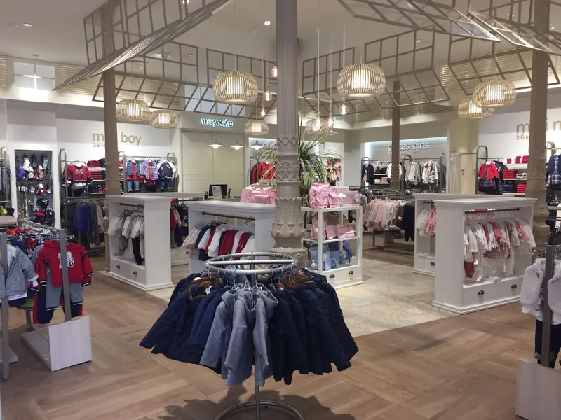 Mayoral - Tienda de Ropa Infantil y para Bebés