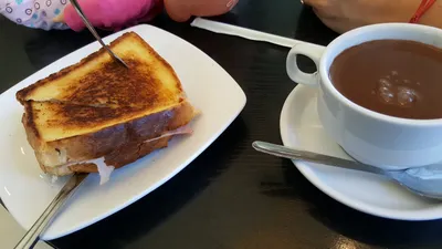 Los 8 tostadas de Churriana Málaga