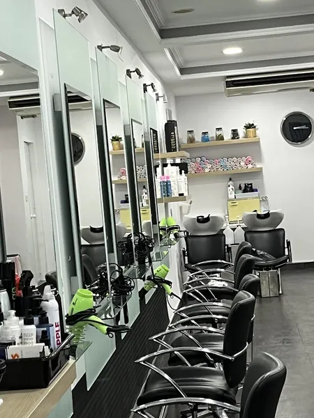 Marina Diaz Peluqueria y Estetica