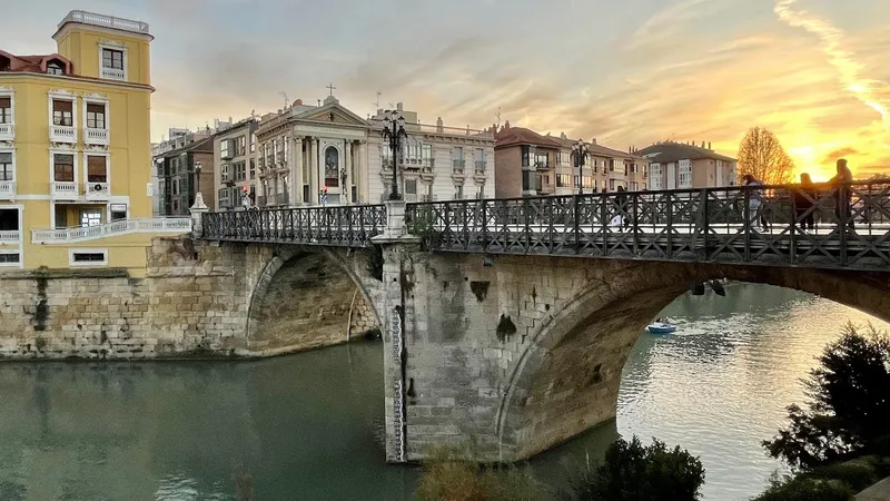 Puente Viejo o Puente de Los Peligros.