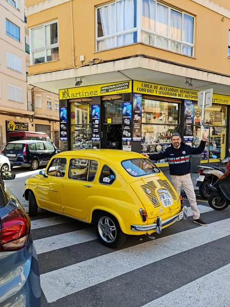 Bj Martínez, Accesorios ,Recambios del automóvil