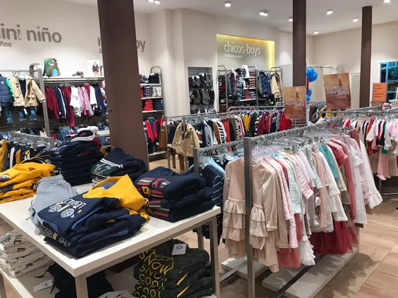 Mayoral - Tienda de Ropa Infantil y para Bebés