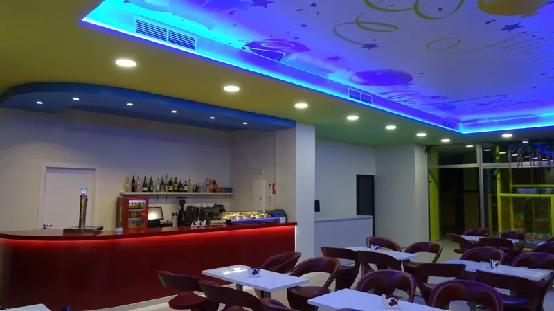 Cafeteria Chiquipark Del Reves