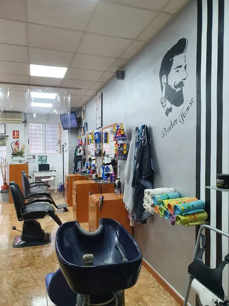 Peluqueria Barbería La Paz