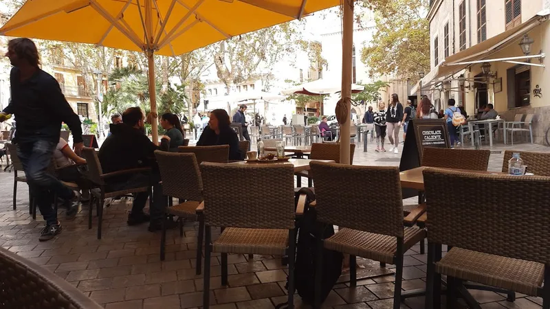 Café Plaça