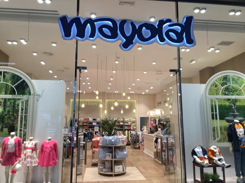 Mayoral - Tienda de Ropa Infantil y para Bebés