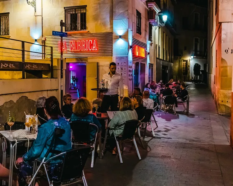 Bar Tapas LA FABRICA Alicante