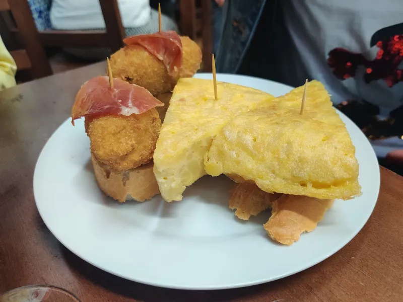 Taberna Plaza Nueva