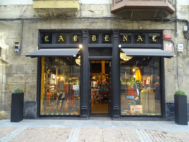 CARDENAL *Casco Viejo | Moda para Hombre Bilbao