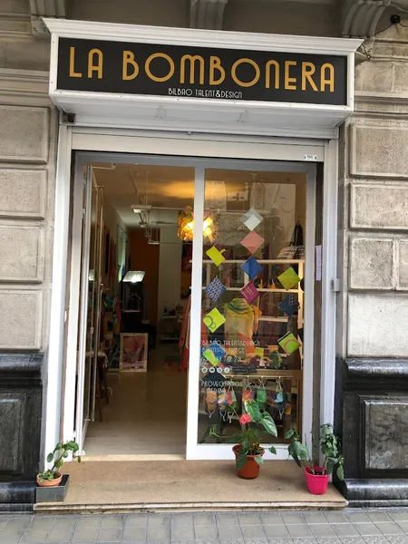 LA BOMBONERA Bilbao Talent&Design. Tienda de moda y complementos