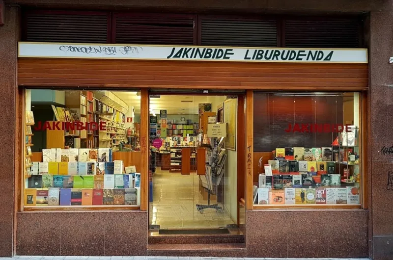 Jakinbide Liburudenda