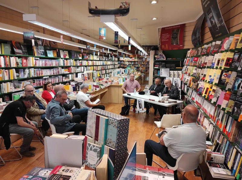 Universitaria Librería