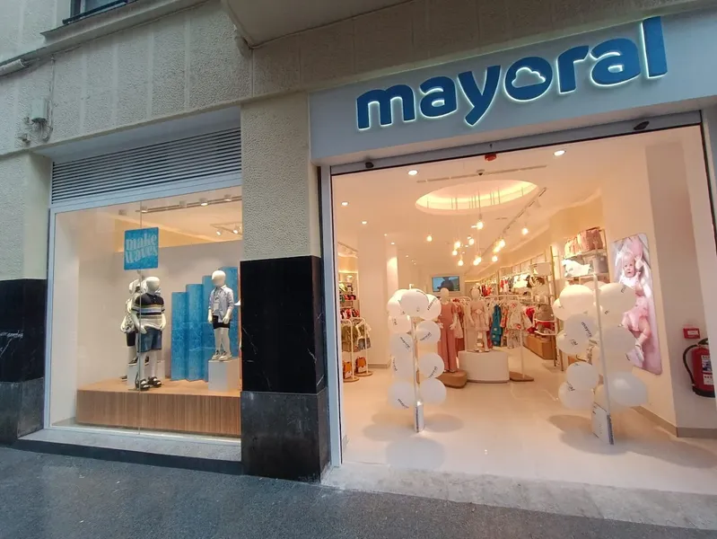 Mayoral - Tienda de Ropa Infantil y para Bebés