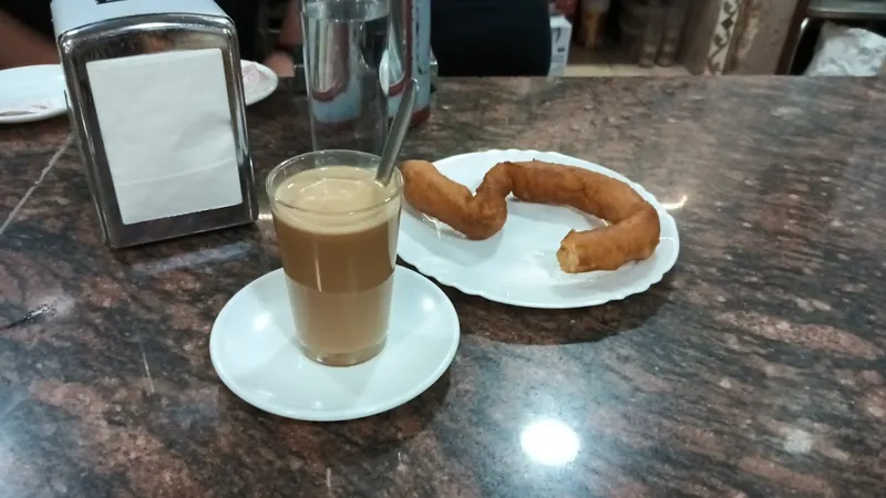 Cafetería Churrería Alcazaba