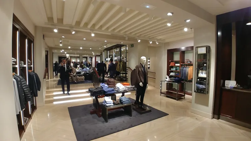 Massimo Dutti